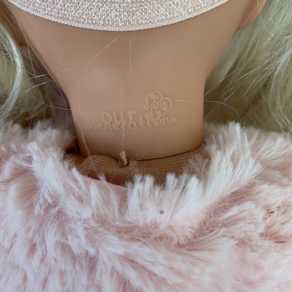 Our Generation by Battat Millie Pink Faux Fur Coat & Pink Dress Fashion Doll 18" - Picture 10 of 14